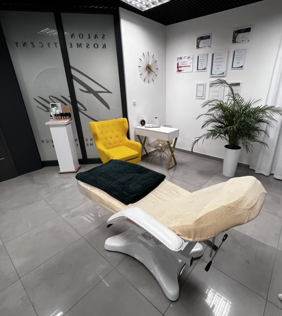 DA4EB893-A4C7-4F14-B657-FAA743B12F28