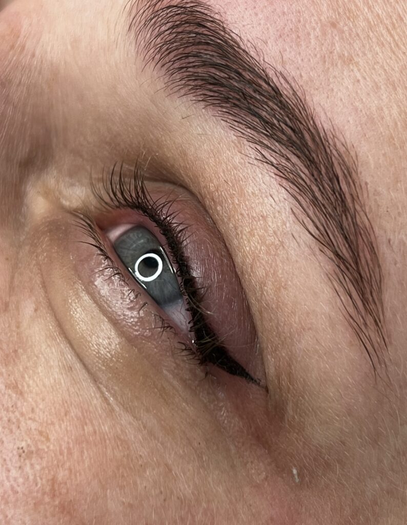 4E2EC7FE-2F82-491C-9911-5AD603081FA7